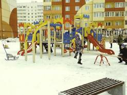 Монтаж детской площадки в Великом Новгороде