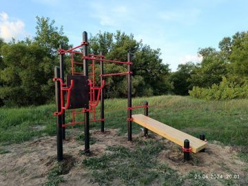 Смонтированная воркаут площадка 2024